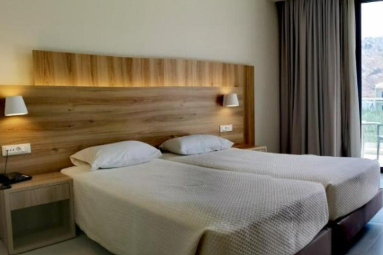 Marianna Palace Hotel 4*